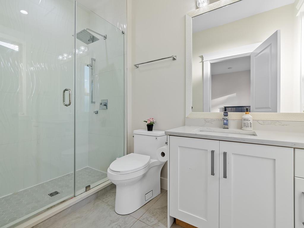 Listing Image for R3096031