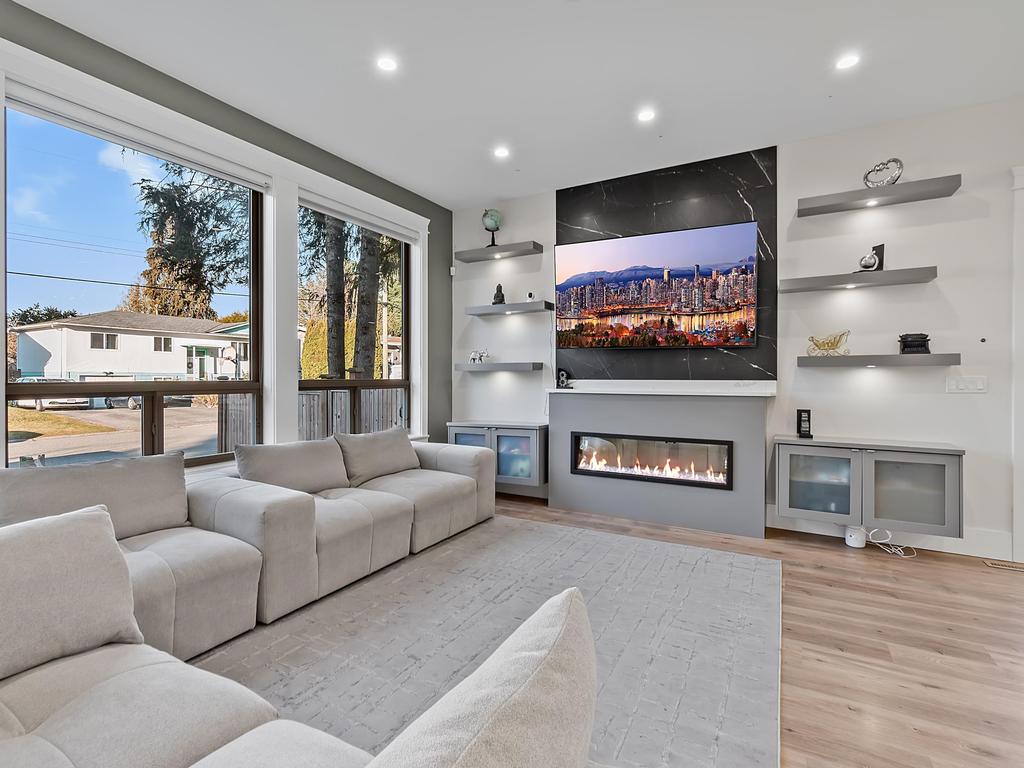 Listing Image for R3096031