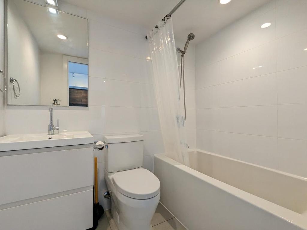 Listing Image for R3096049