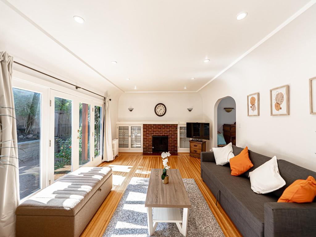 Listing Image for R3096062