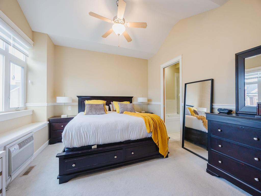 Listing Image for R3096064