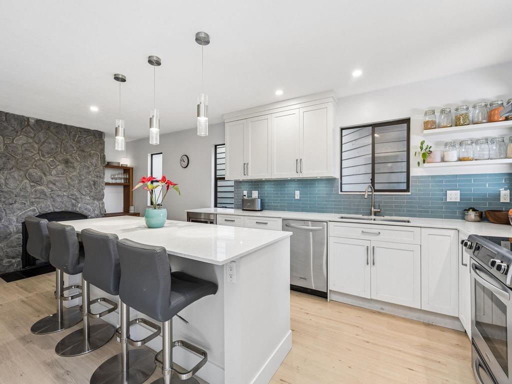 Listing Image for R3096065