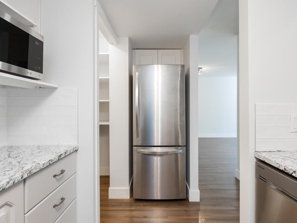 Listing Image for R3096066