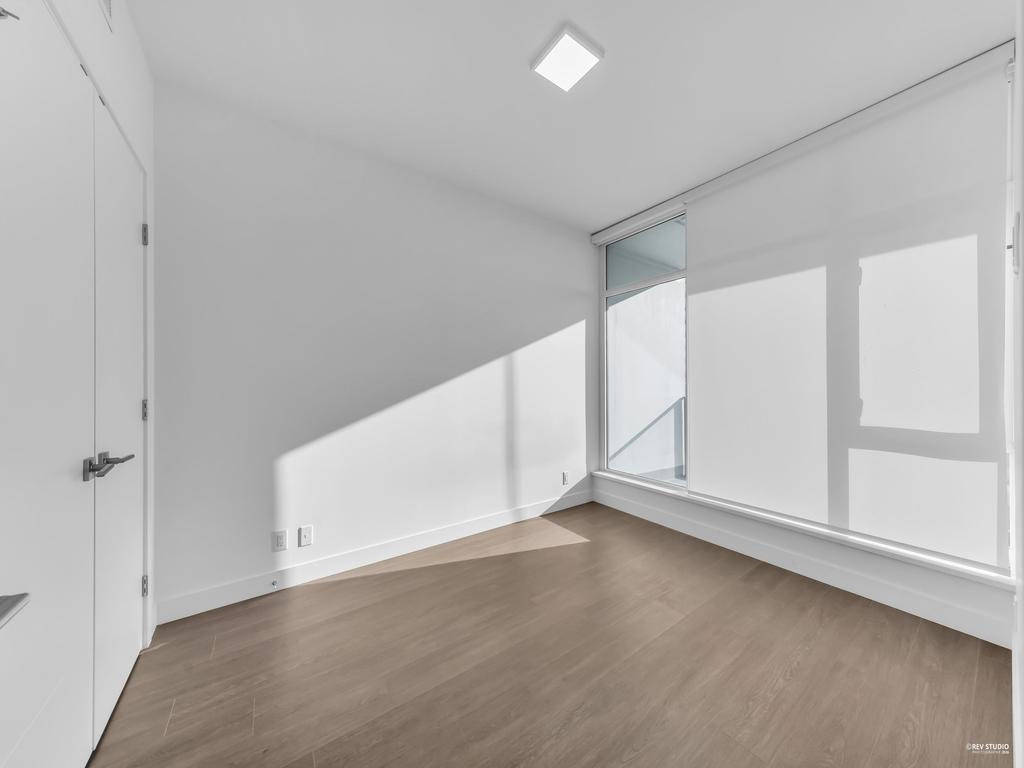 Listing Image for R3096076