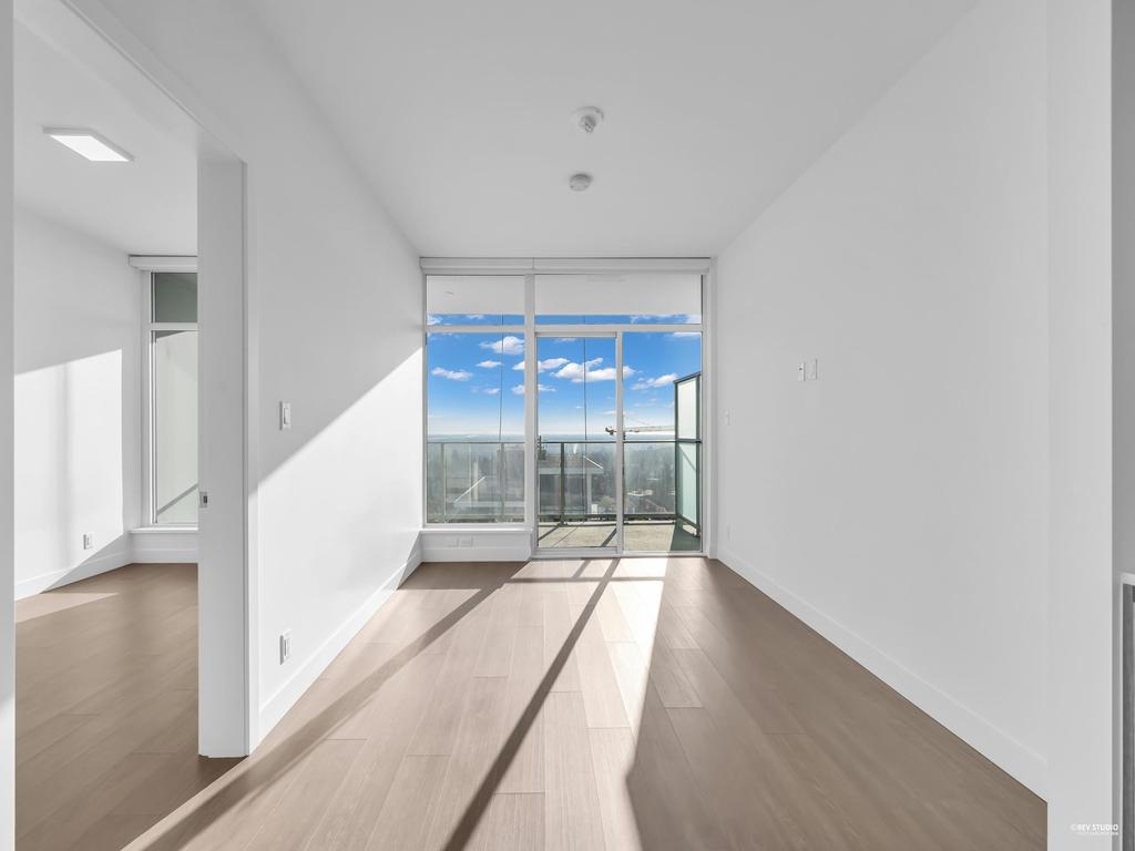 Listing Image for R3096076