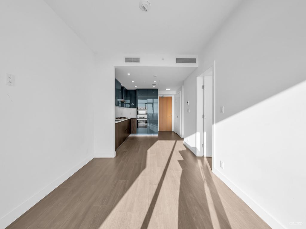 Listing Image for R3096076