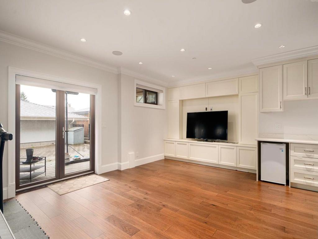 Listing Image for R3096081