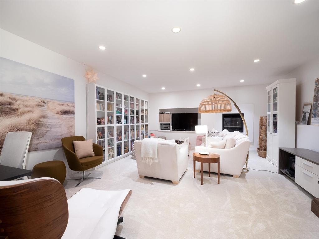 Listing Image for R3096128