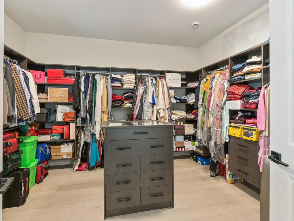 Listing Image for R3096129