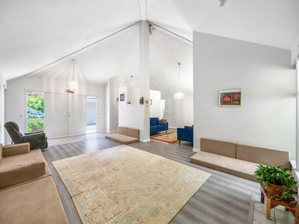 Listing Image for R3096131