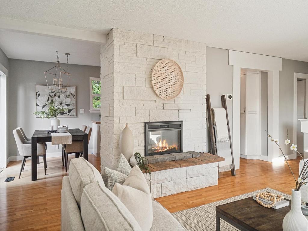 Listing Image for R3096177