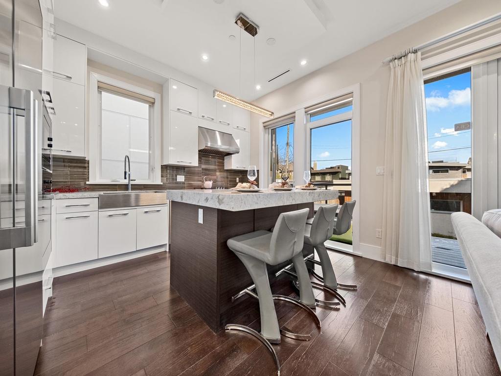 Listing Image for R3096179