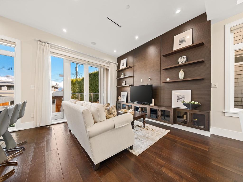 Listing Image for R3096179