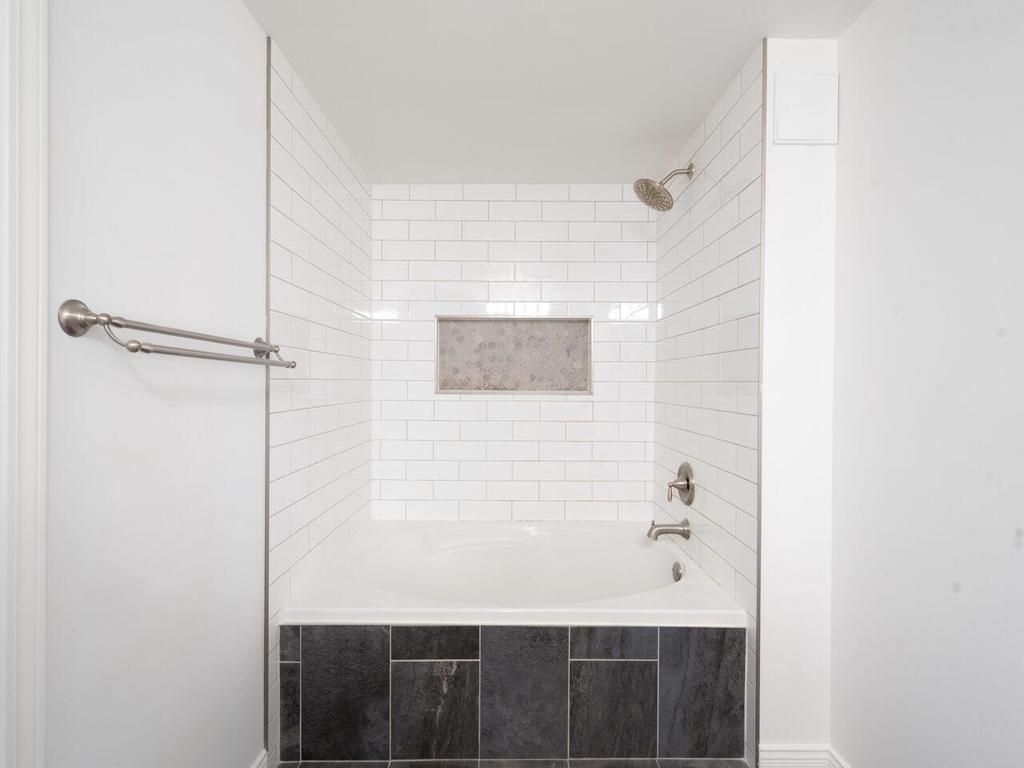 Listing Image for R3096194