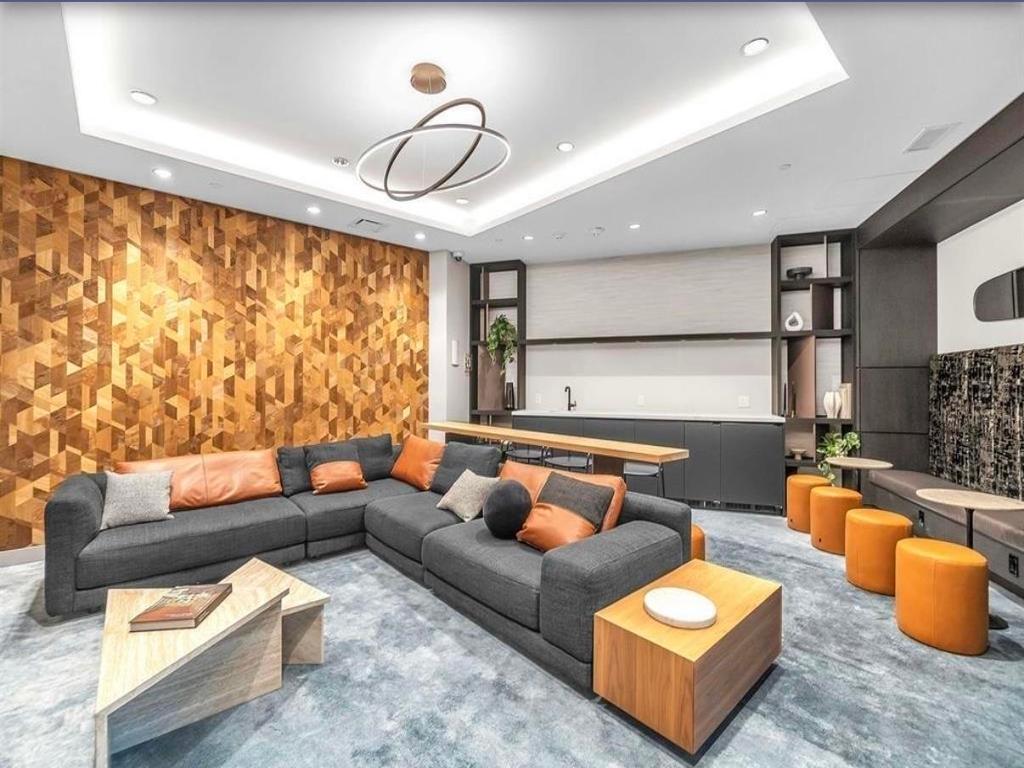 Listing Image for R3096232