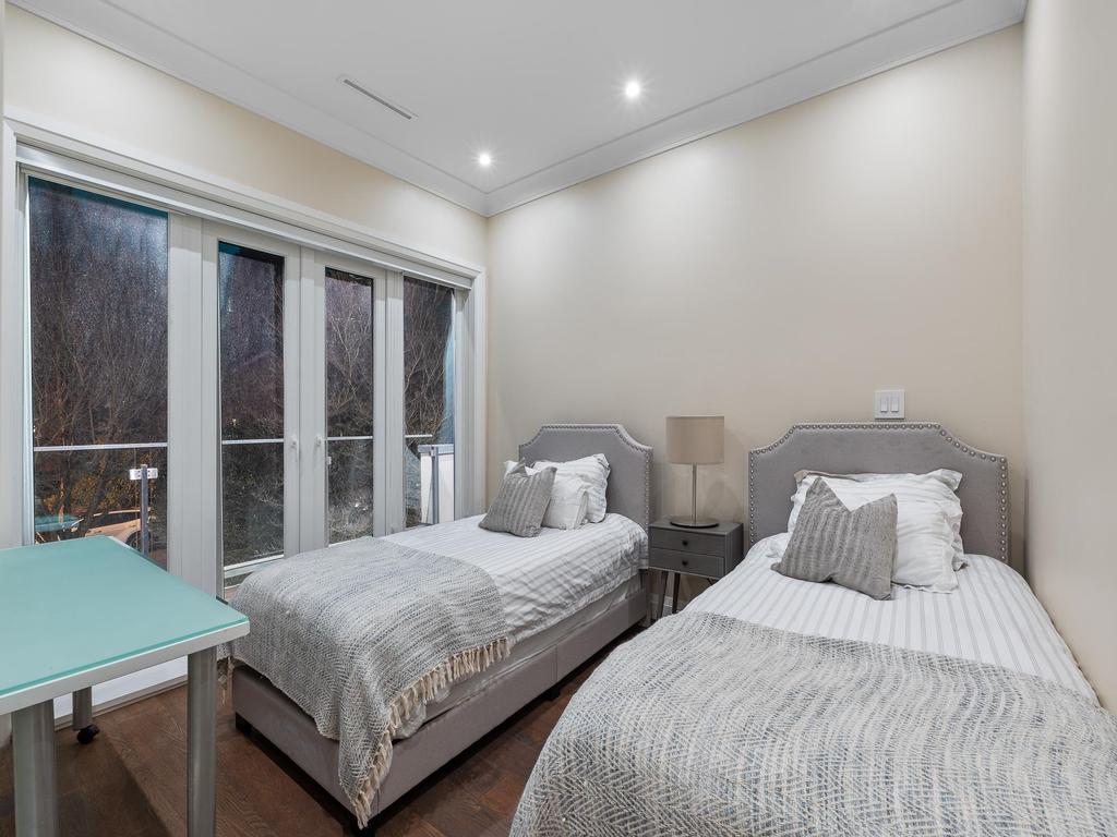 Listing Image for R3096234