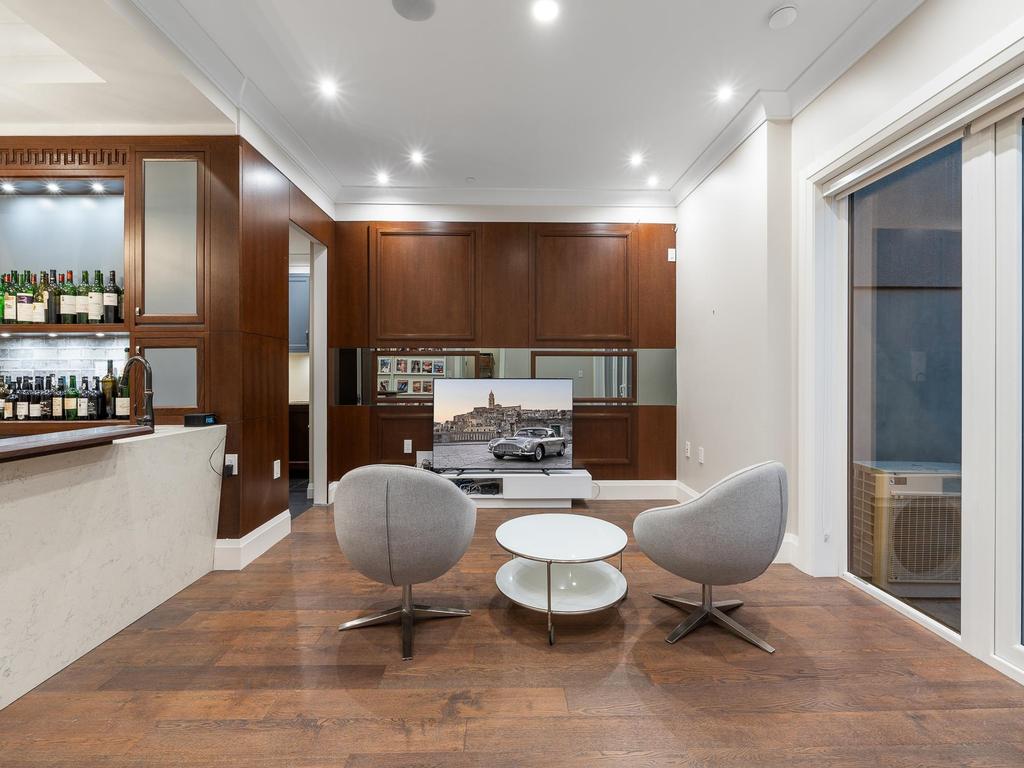 Listing Image for R3096234