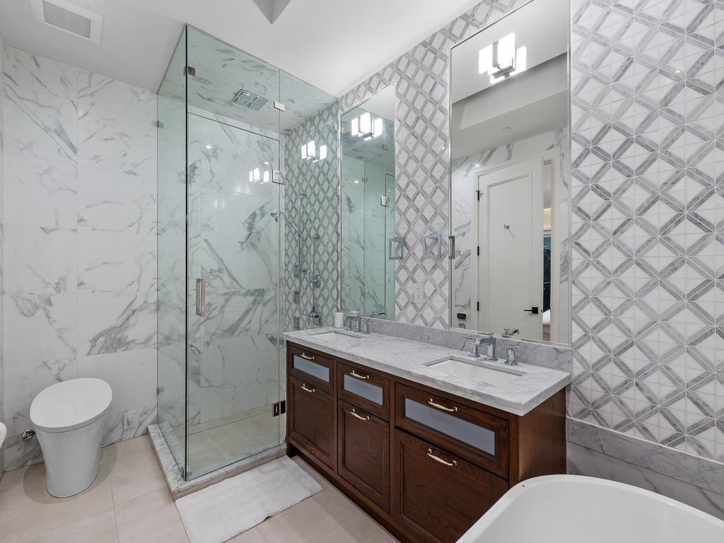 Listing Image for R3096234