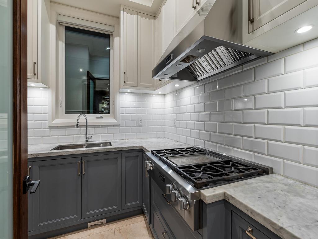 Listing Image for R3096234