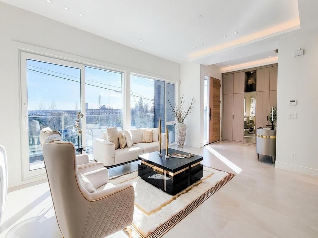 Listing Image for R3096245