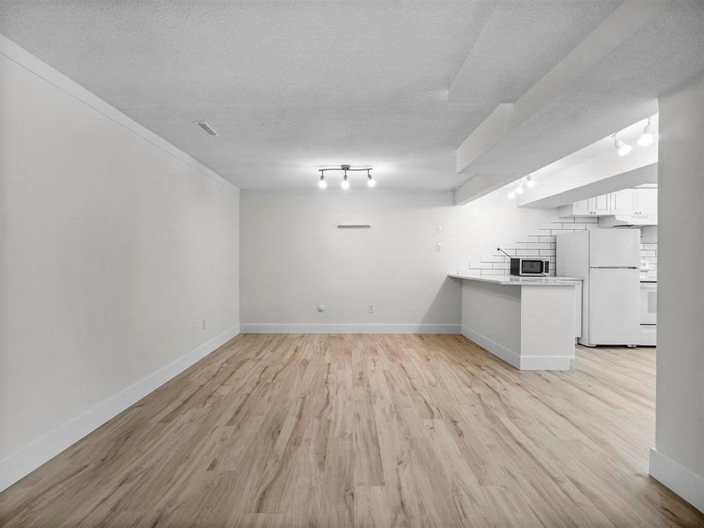 Listing Image for R3096252