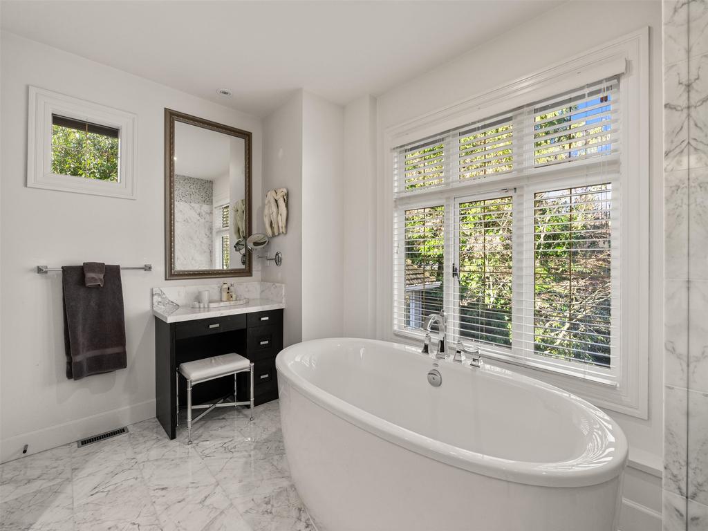 Listing Image for R3096265