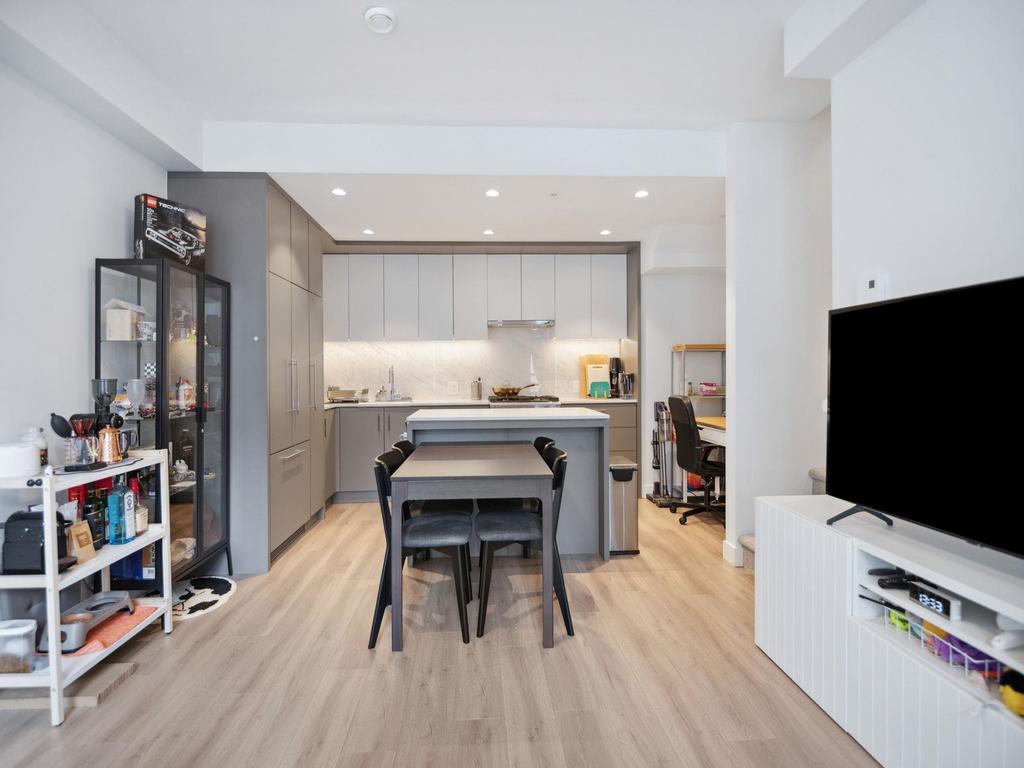 Listing Image for R3096281