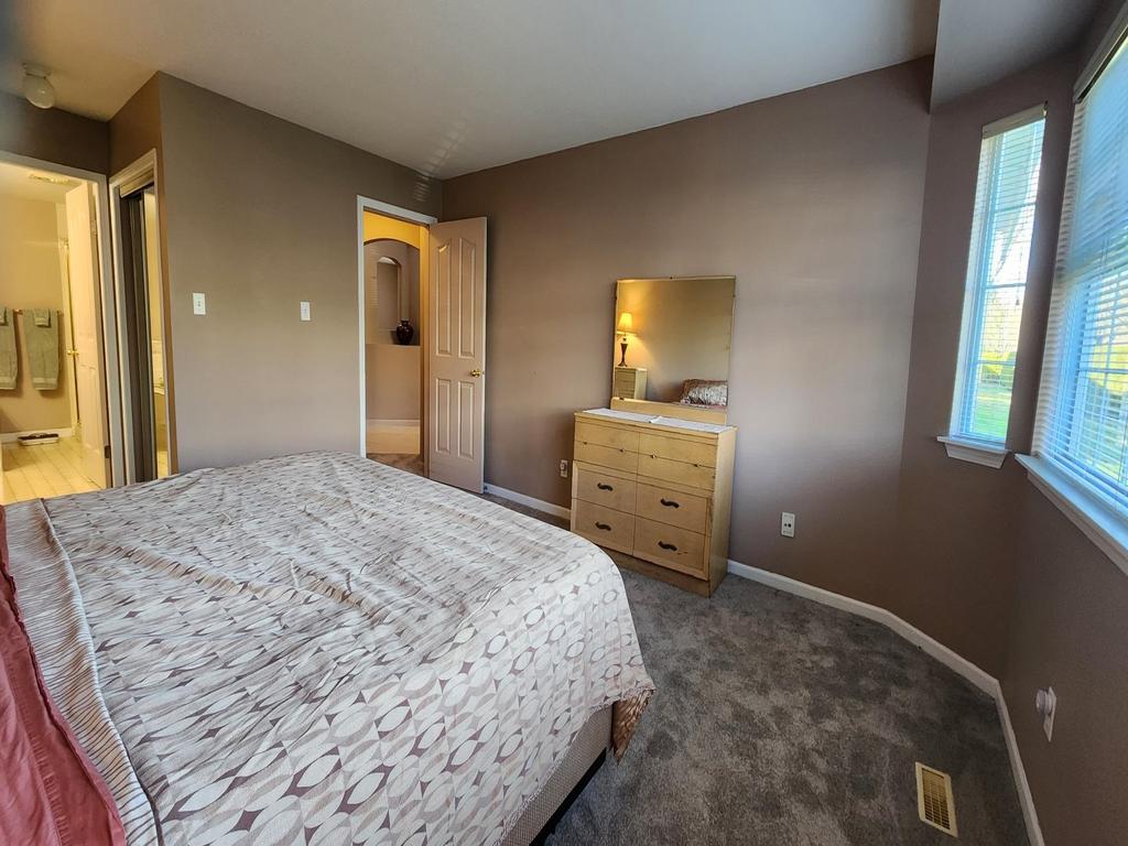 Listing Image for R3096290