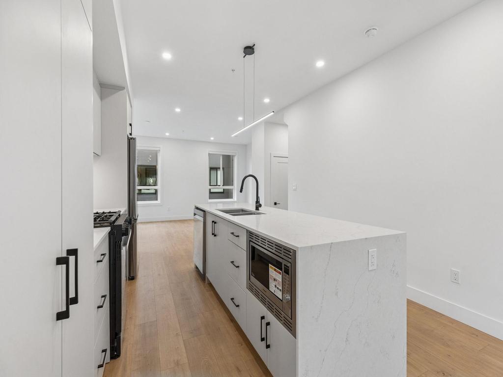 Listing Image for R3096299