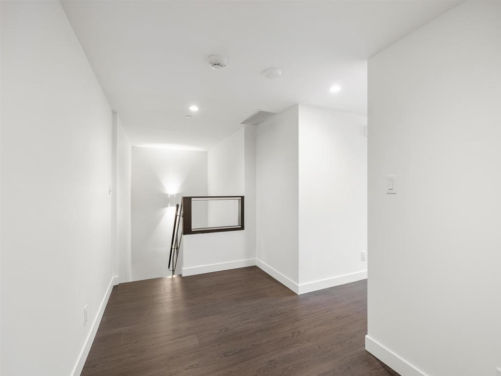 Listing Image for R3096329