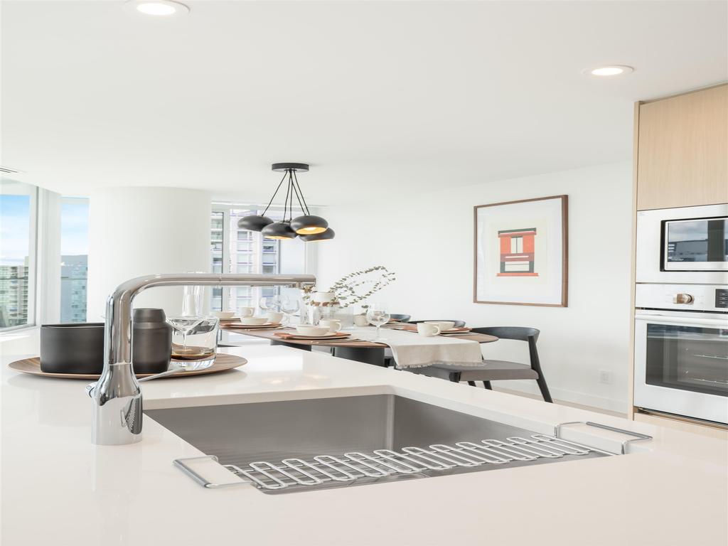 Listing Image for R3096330