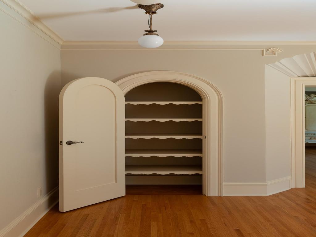 Listing Image for R3096379