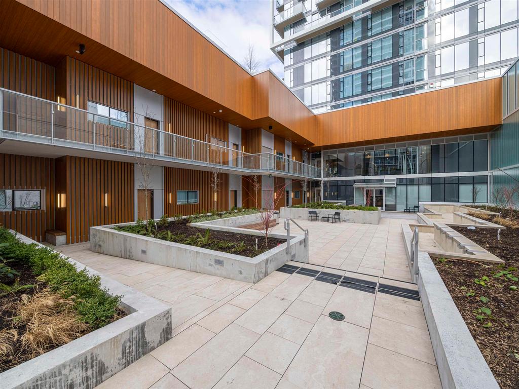 Listing Image for R3096416