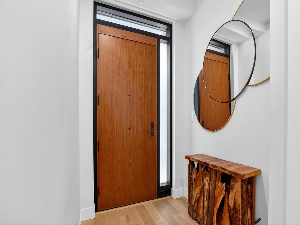 Listing Image for R3096423