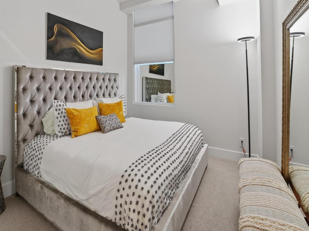 Listing Image for R3096423