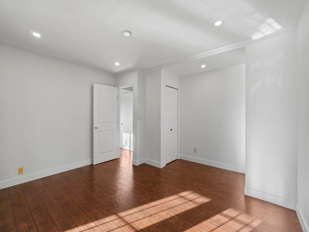 Listing Image for R3096424