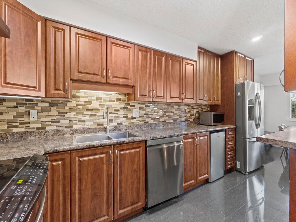 Listing Image for R3096424