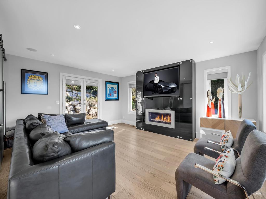 Listing Image for R3096435