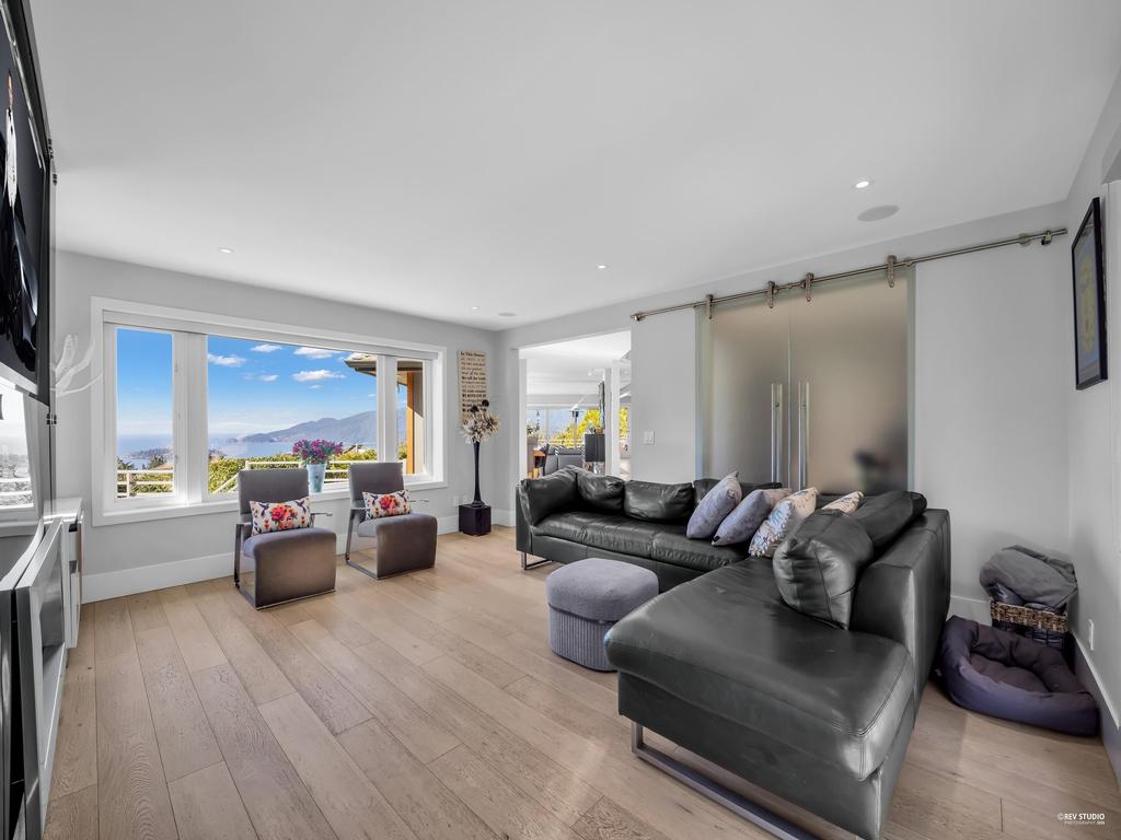 Listing Image for R3096435