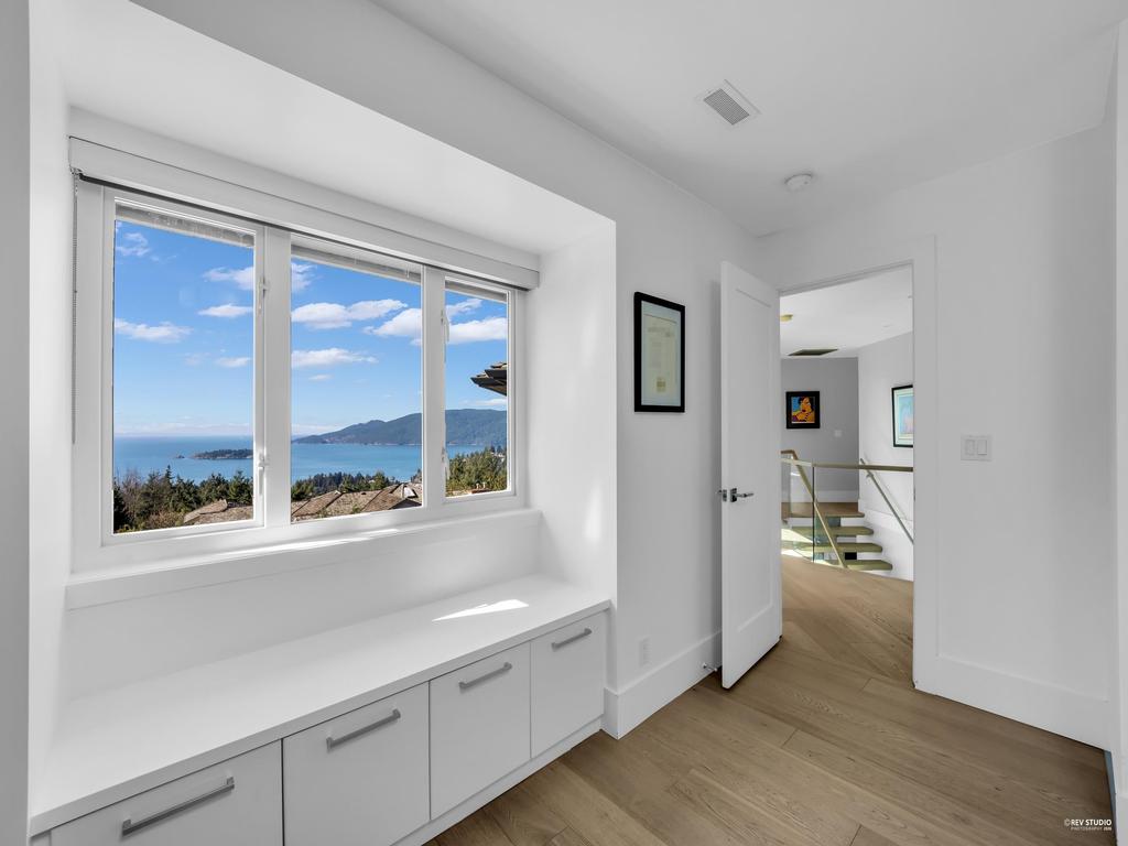 Listing Image for R3096435