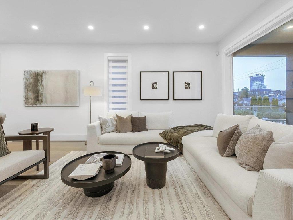 Listing Image for R3096442