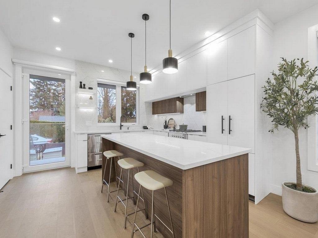 Listing Image for R3096442