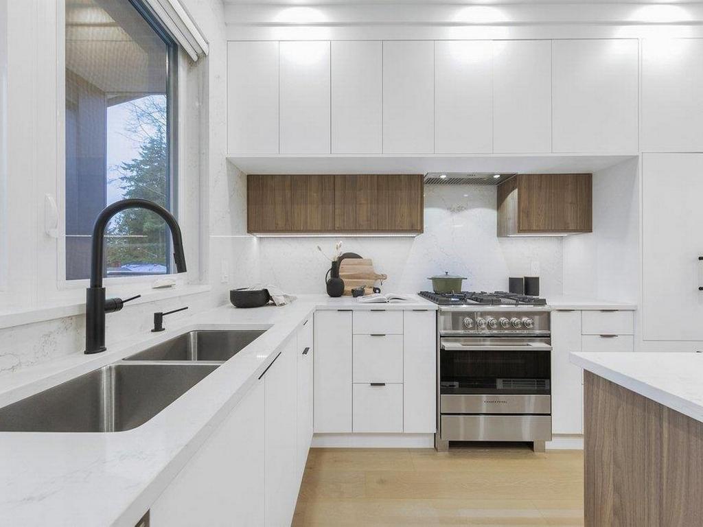 Listing Image for R3096442