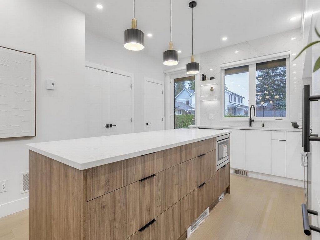 Listing Image for R3096446