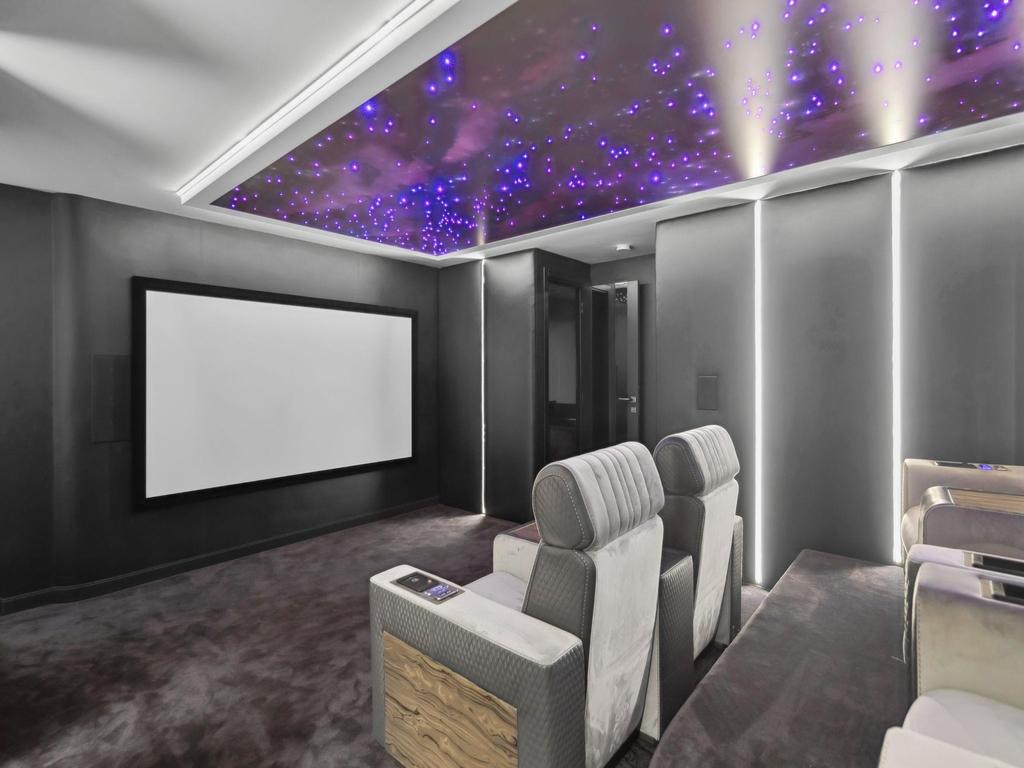 Listing Image for R3096456