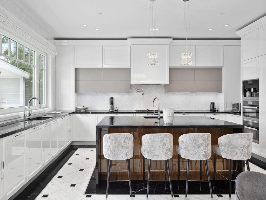 Listing Image for R3096456