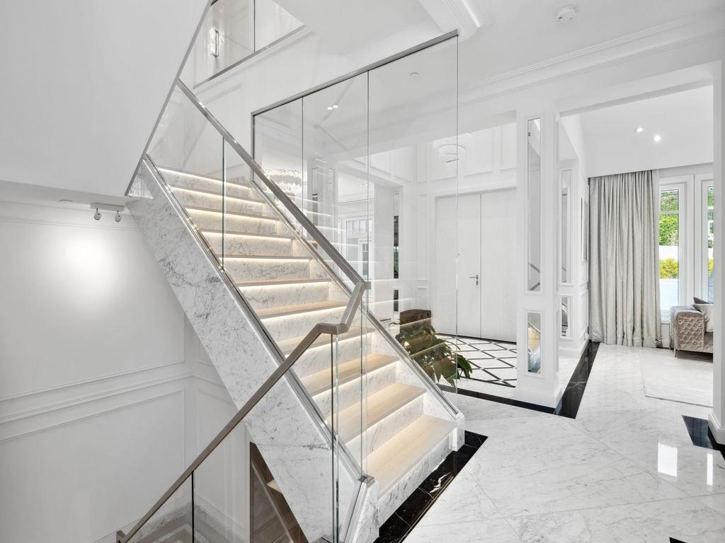 Listing Image for R3096456