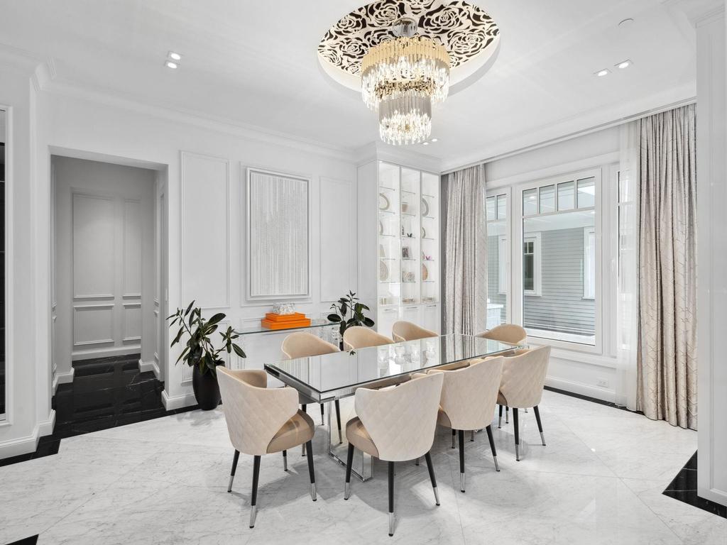 Listing Image for R3096456