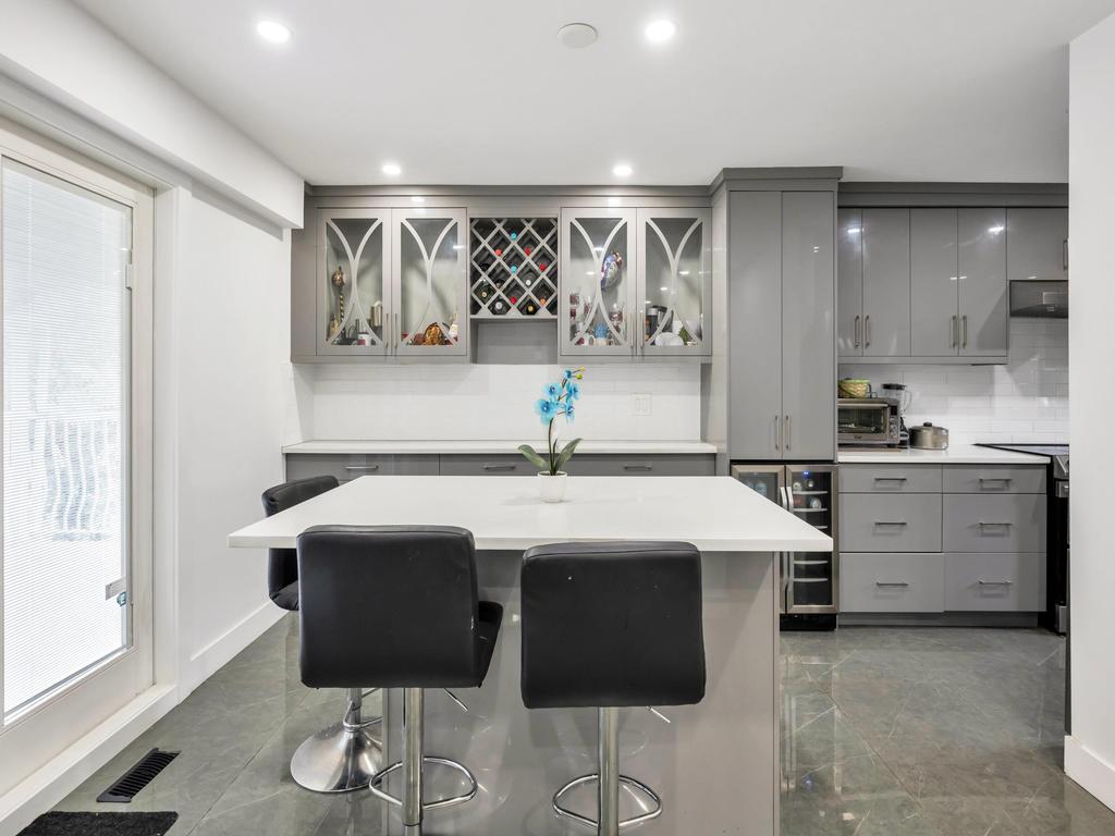 Listing Image for R3096460