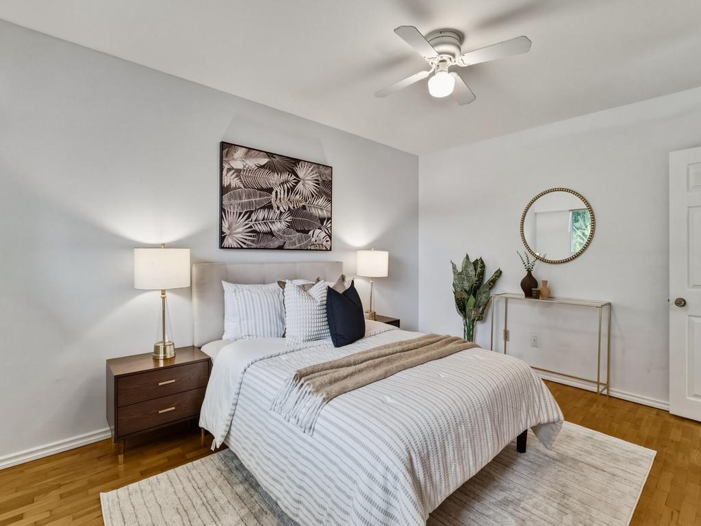 Listing Image for R3096467